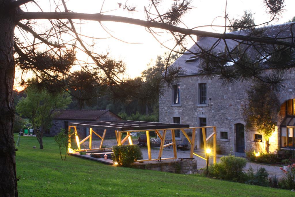 Out & Lodge Les Spirous Les Geronsarts Екстер'єр фото